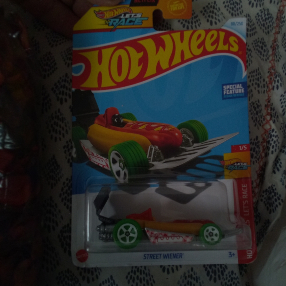 Winnie hot wheel